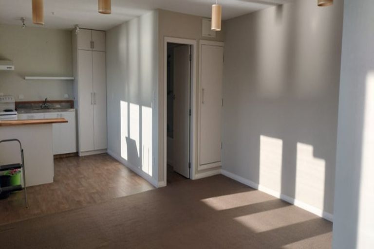 Photo of property in 21 Roseneath Terrace, Roseneath, Wellington, 6011