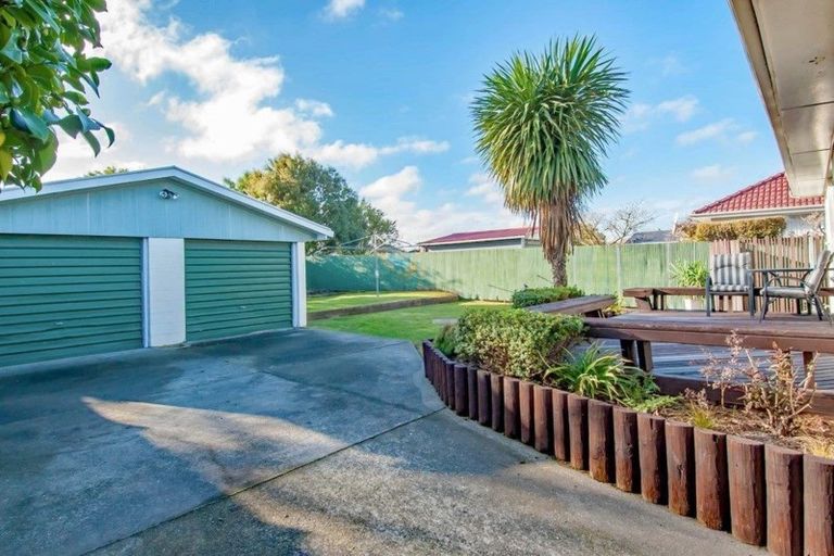Photo of property in 16 Steele Street, Hornby, Christchurch, 8042