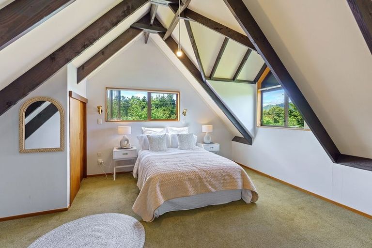 Photo of property in 44 Te Horo Beach Road, Te Horo, Otaki, 5581