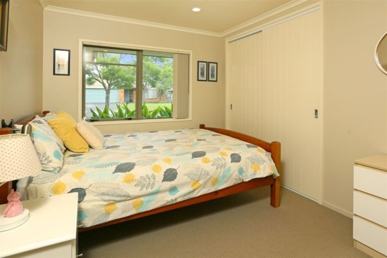 Photo of property in 5 Lantern Court, Henderson, Auckland, 0612