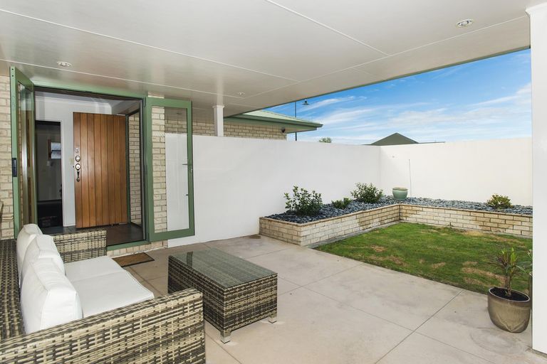 Photo of property in 26 Pohutukawa Grove, Lytton West, Gisborne, 4010