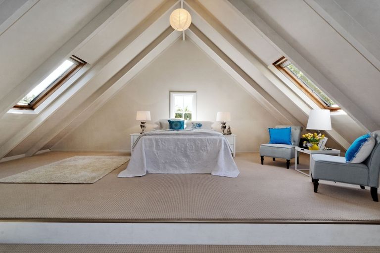 Photo of property in 17a Awaroa Road, Sunnyvale, Auckland, 0612