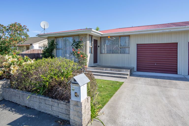 Photo of property in 2/4 Quinton Place, Bishopdale, Christchurch, 8053
