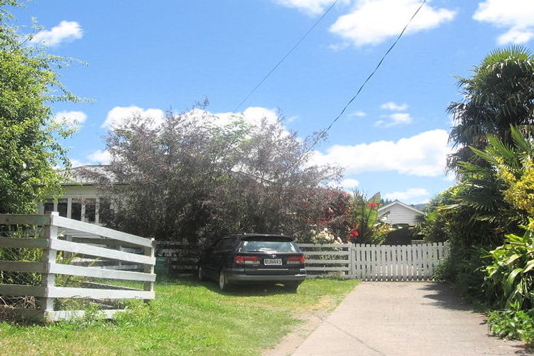 Photo of property in 130 No 2 Road, Te Puke, 3182