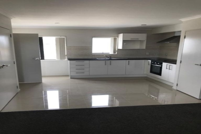 Photo of property in 7/4 Wallson Crescent, Wiri, Auckland, 2104