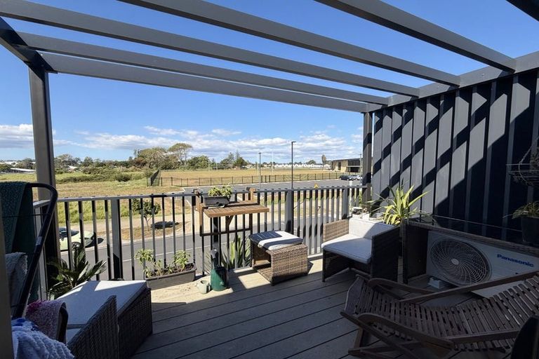 Photo of property in 5 Tana Way, Manurewa, 2102