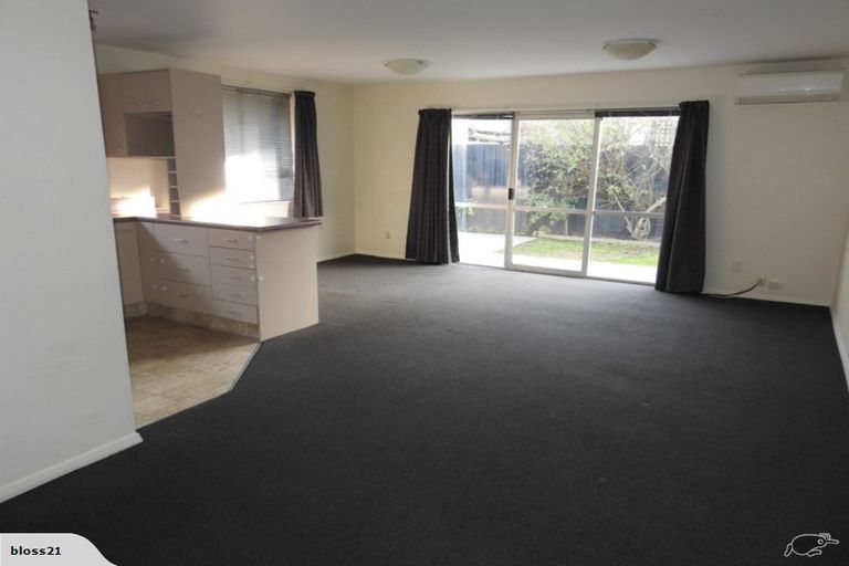 Photo of property in 4/24 Oxley Avenue, St Albans, Christchurch, 8014