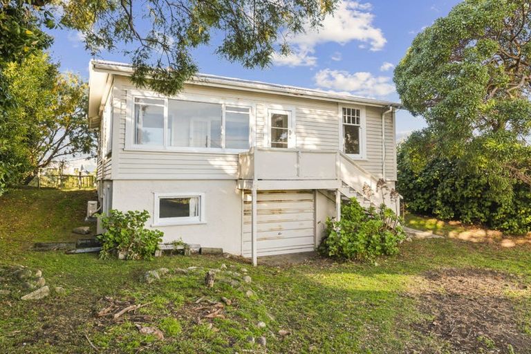 Photo of property in 89 Seaview Road, Paraparaumu Beach, Paraparaumu, 5032