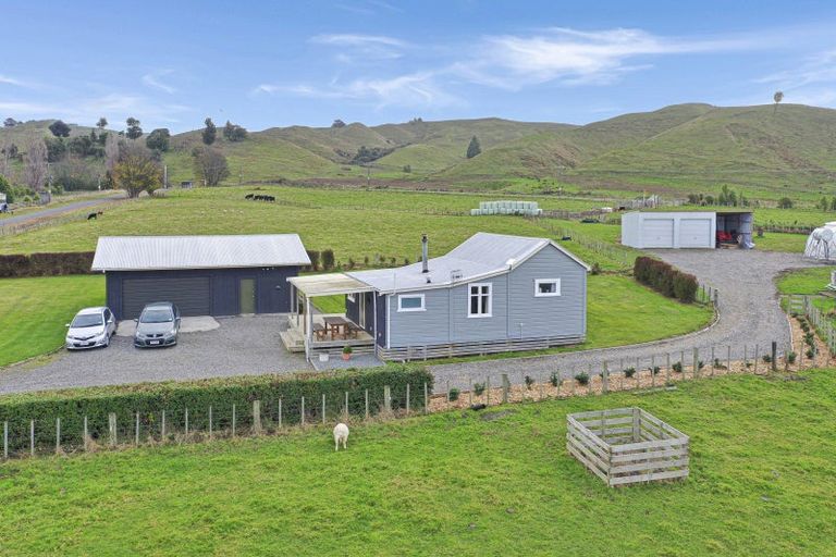 Photo of property in 31 Londons Ford Road, Kimbolton, 4777