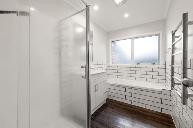 Photo of property in 20a Oxford Street, Tirau, 3410