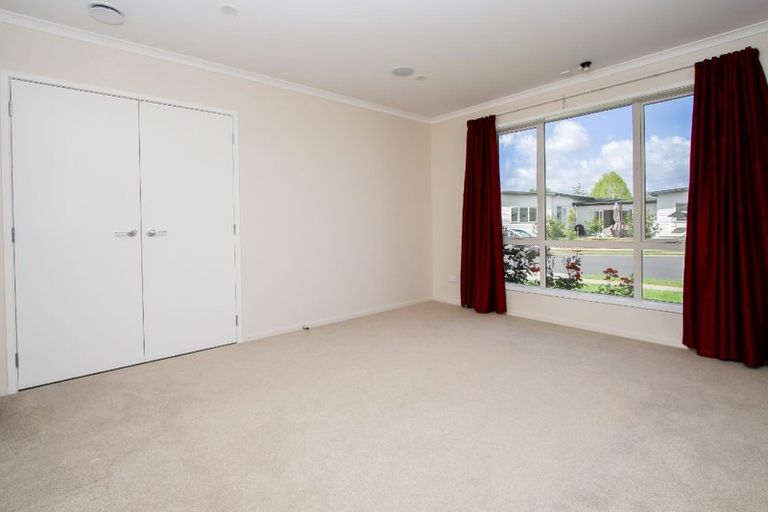 Photo of property in 14 Teatree Close, Huntington, Hamilton, 3210