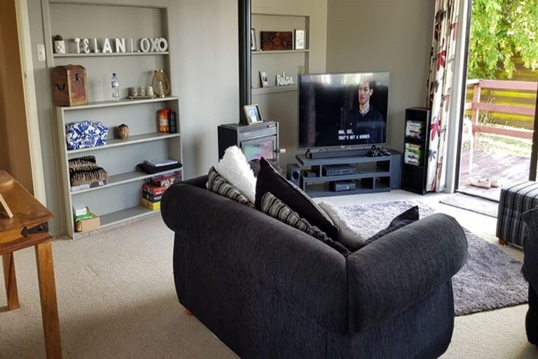 Photo of property in 83 Morrow Avenue, St Andrews, Hamilton, 3200