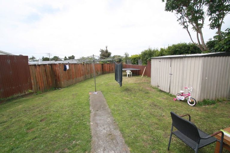 Photo of property in 7 Elm Grove, Westown, New Plymouth, 4310