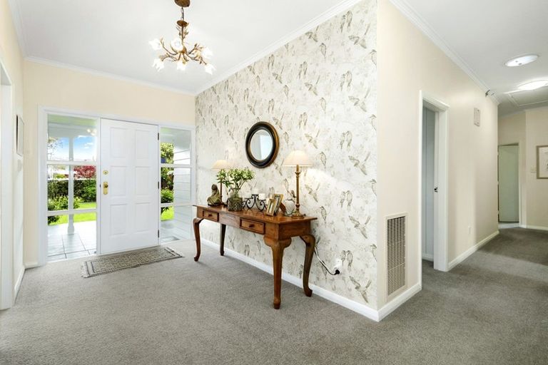 Photo of property in 15 Troon Crescent, Boulcott, Lower Hutt, 5010