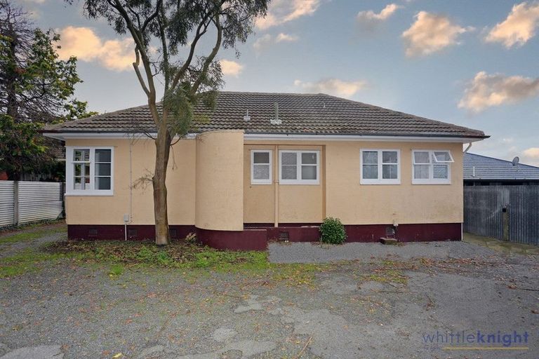 Photo of property in 1/4 Puna Street, Riccarton, Christchurch, 8041