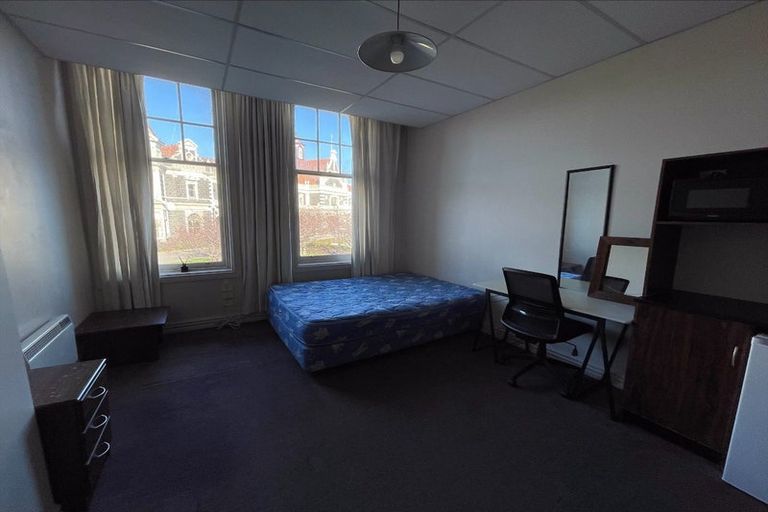 Photo of property in 5 Anzac Avenue, Dunedin Central, Dunedin, 9016
