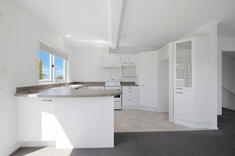 Photo of property in 16a Dickson Road, Papamoa Beach, Papamoa, 3118