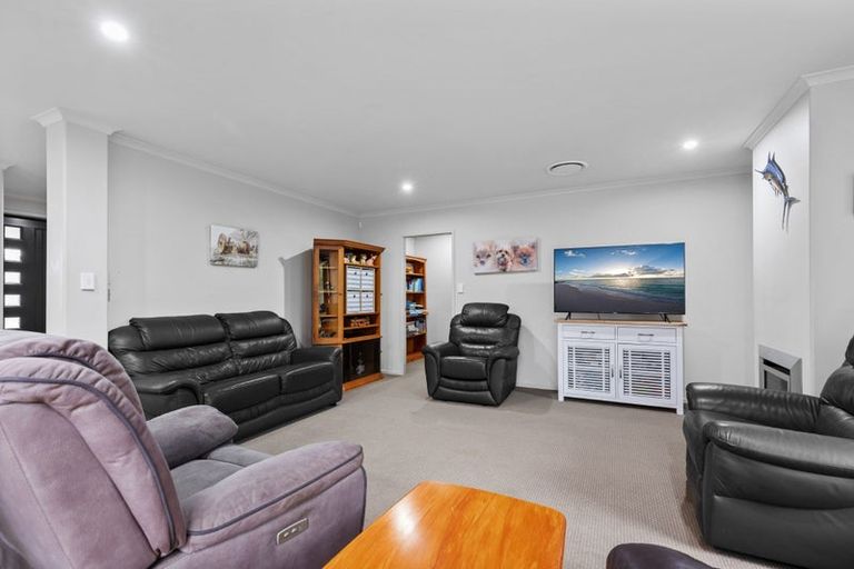 Photo of property in 21 Galloway Crescent, Pyes Pa, Tauranga, 3112