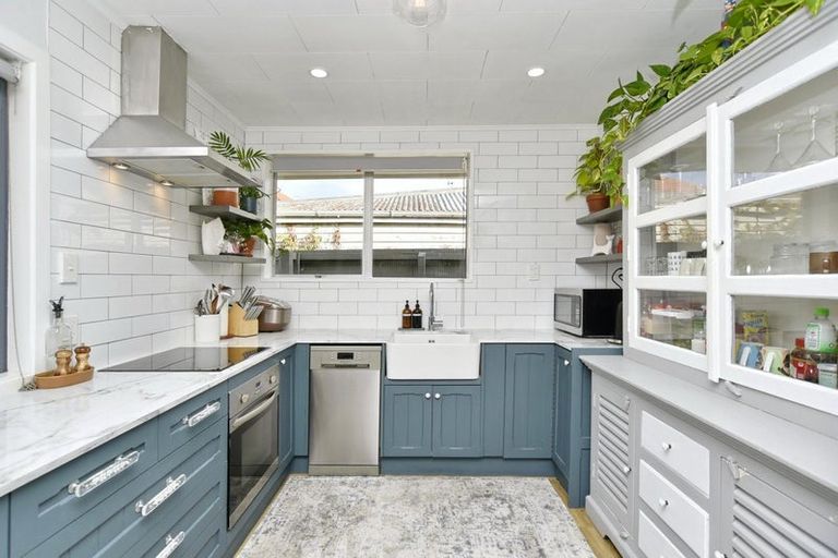 Photo of property in 2/144 Main North Road, Papanui, Christchurch, 8052