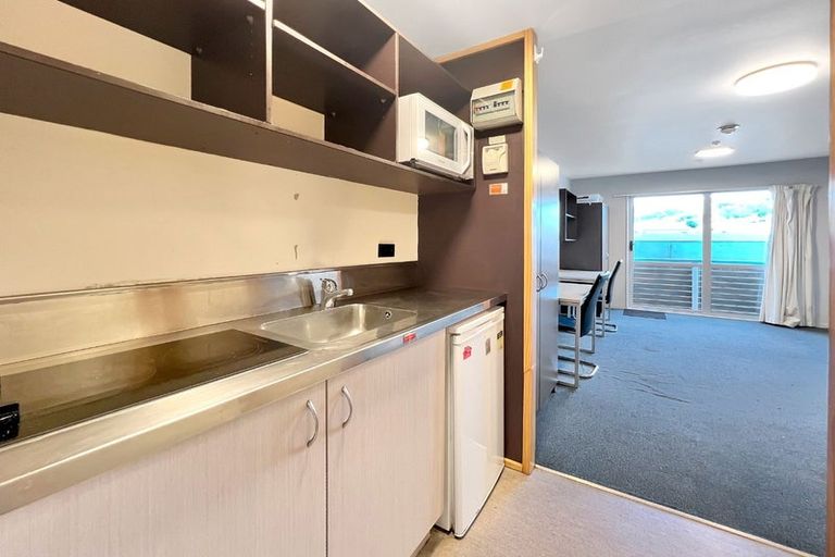 Photo of property in Martin Square Apartments, 515/20 Martin Square, Te Aro, Wellington, 6011