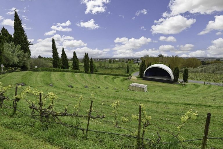 Photo of property in 118 Black Barn Road, Havelock North, 4294