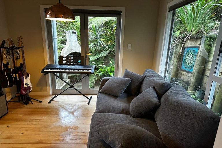 Photo of property in 167 Owhiwa Road, Parua Bay, Onerahi, 0192