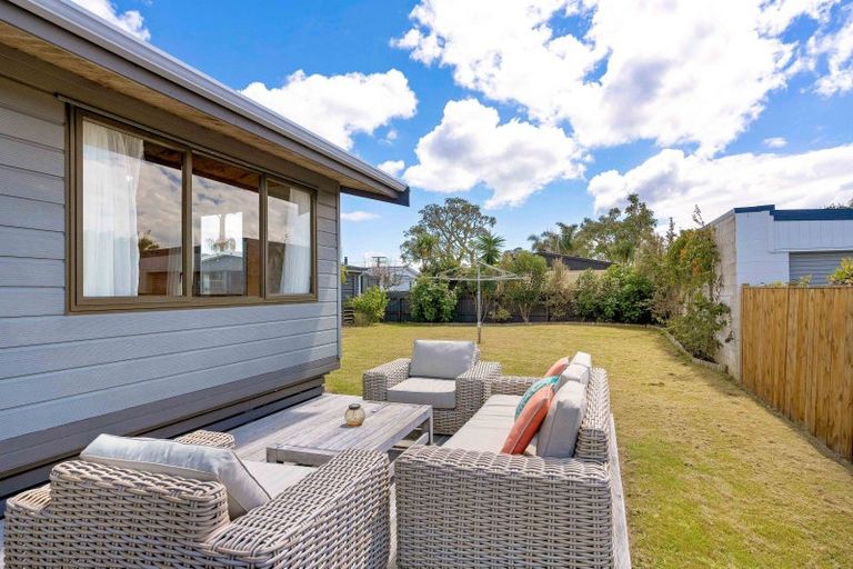 Photo of property in 117 Weka Street, Whangamata, 3620