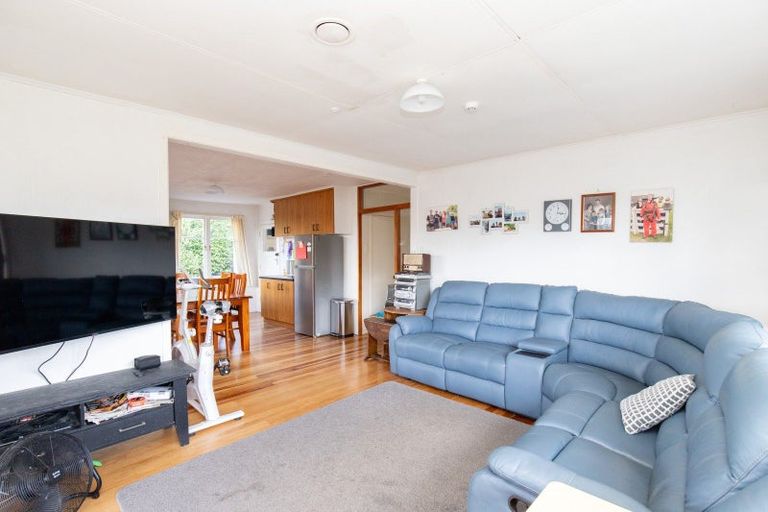 Photo of property in 33 Hayward Road, Ngatea, 3503