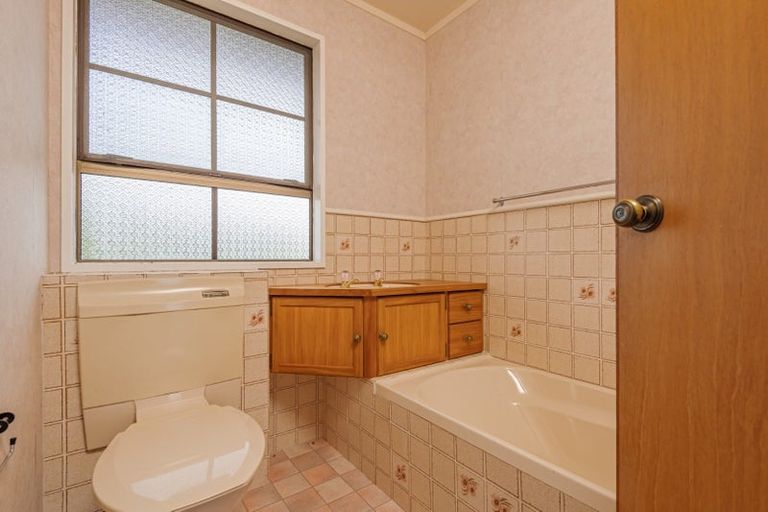 Photo of property in 83 Oroua Road, Kairanga, Palmerston North, 4475