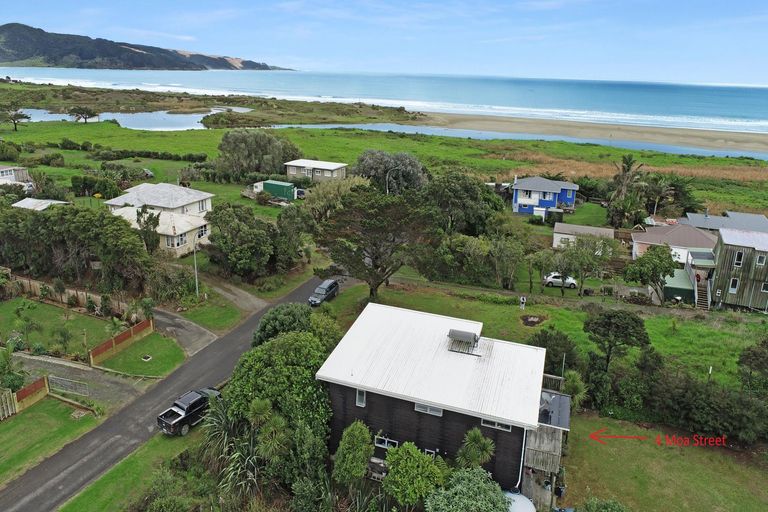 Photo of property in 4 Moa Street, Ahipara, Kaitaia, 0481