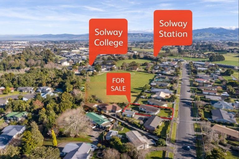 Photo of property in 77 Hillcrest Street, Solway, Masterton, 5810