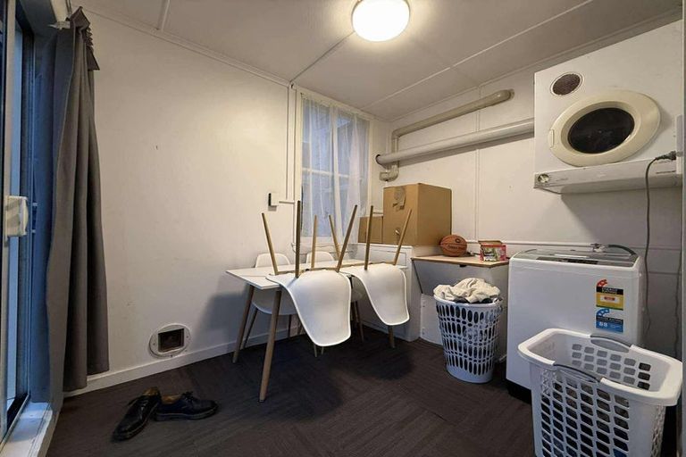 Photo of property in 22 Lawrence Street, Newtown, Wellington, 6021