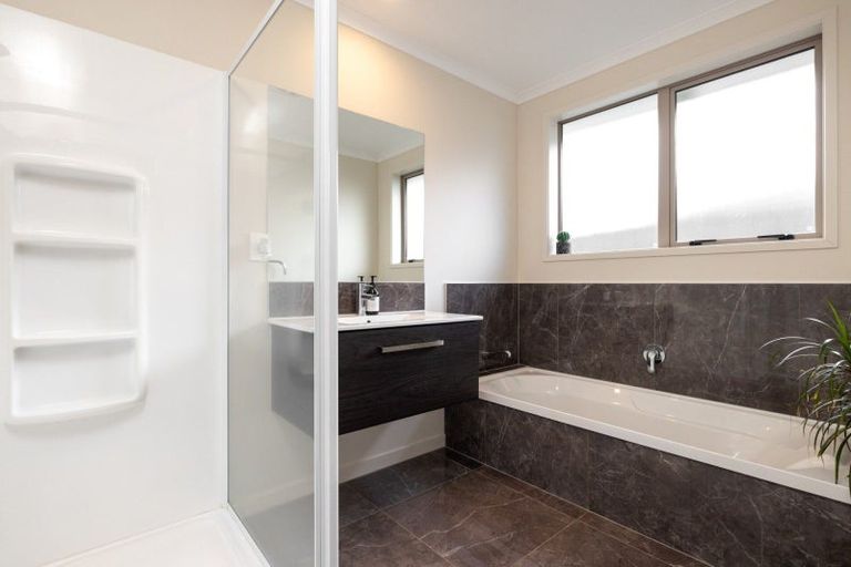 Photo of property in 3 Blacklock Road, Pyes Pa, Tauranga, 3112