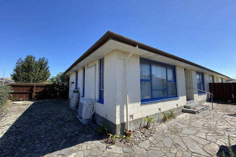 Photo of property in 1/5 Shetland Street, Woolston, Christchurch, 8062