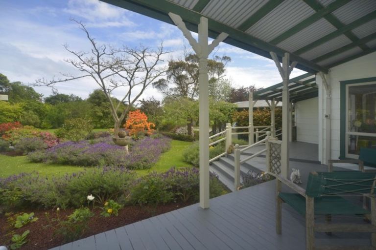 Photo of property in 56 County Road, Otaki, 5512