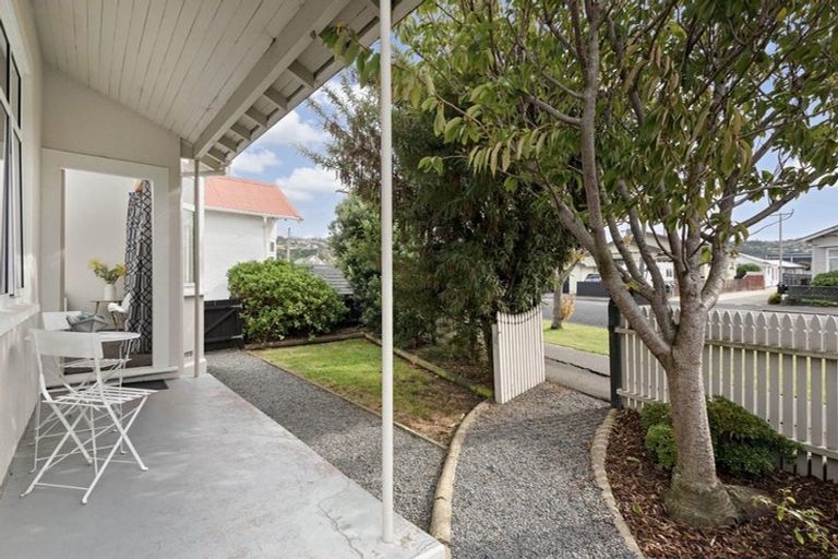 Photo of property in 23 Hargest Crescent, Saint Kilda, Dunedin, 9012