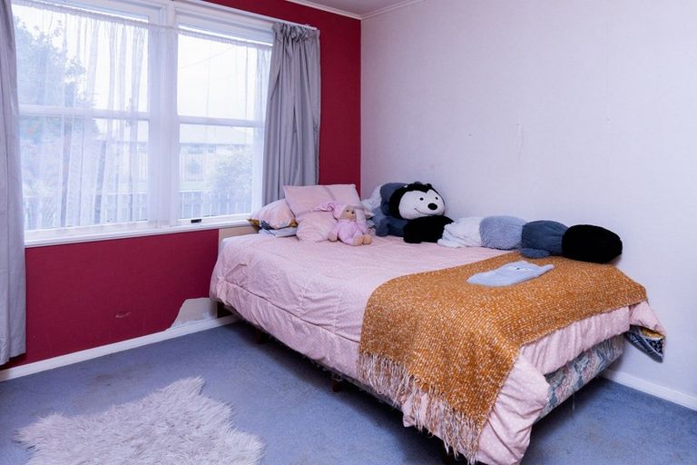 Photo of property in 11 Kummer Crescent, Masterton, 5810