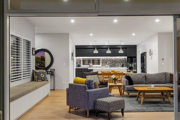 Photo of property in 2 Laing Place, Otumoetai, Tauranga, 3110