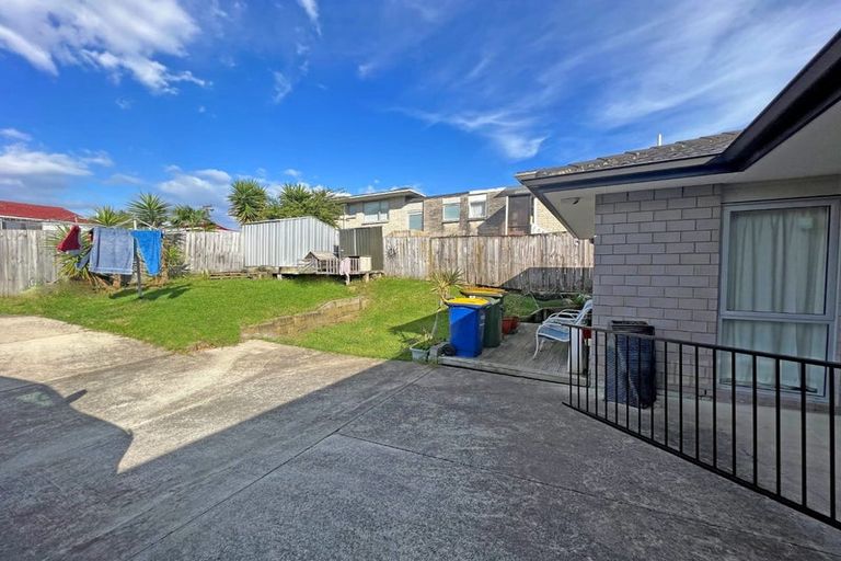 Photo of property in 20a Northall Road, New Lynn, Auckland, 0600