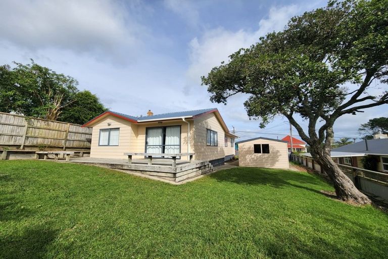 Photo of property in 26 Puriri Street, Helensville, 0800