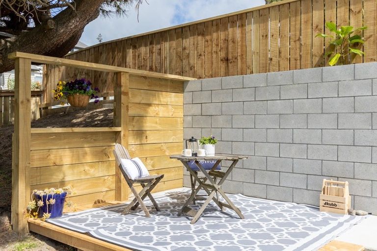 Photo of property in 3b Kowhai Street, Otaki Beach, Otaki, 5512