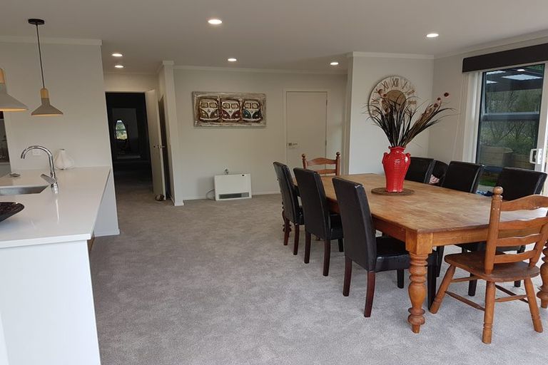 Photo of property in 27 Tremaine Avenue, Two Mile Bay, Taupo, 3330