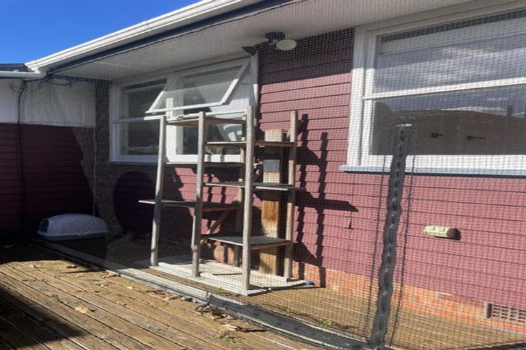 Photo of property in 8 Pandora Place, Pakuranga, Auckland, 2010