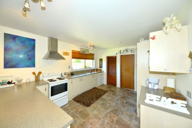 Photo of property in 20 Woodstock Place, Russley, Christchurch, 8042