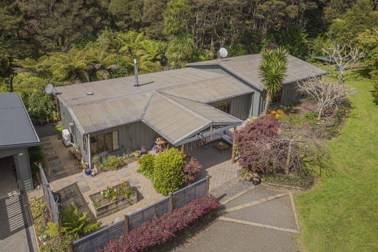 Photo of property in 165 Kaimarama Road, Kaimarama, Whitianga, 3591