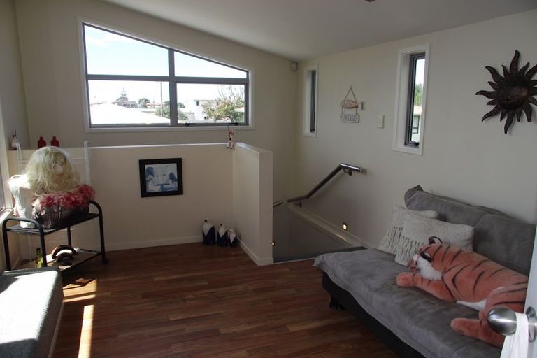 Photo of property in 8b Citrus Avenue, Waihi Beach, 3611