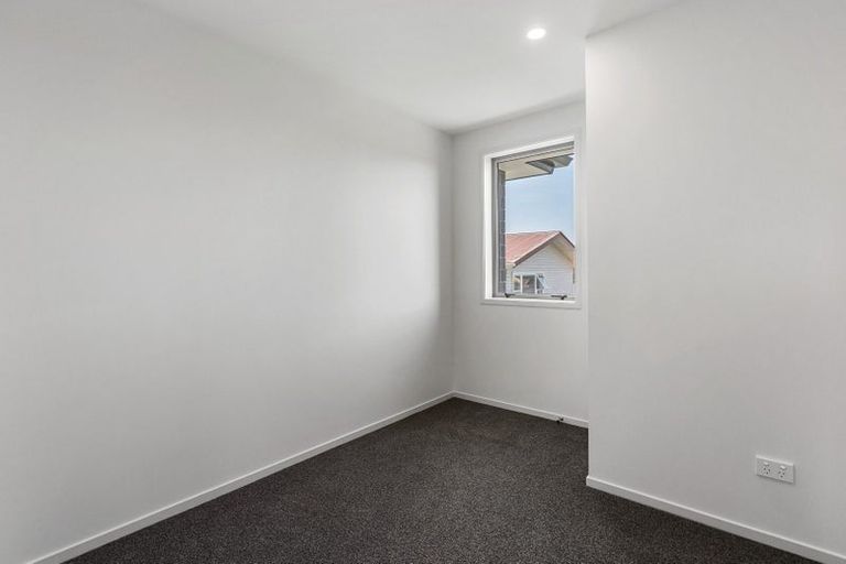 Photo of property in 47c Lynwood Road, New Lynn, Auckland, 0600