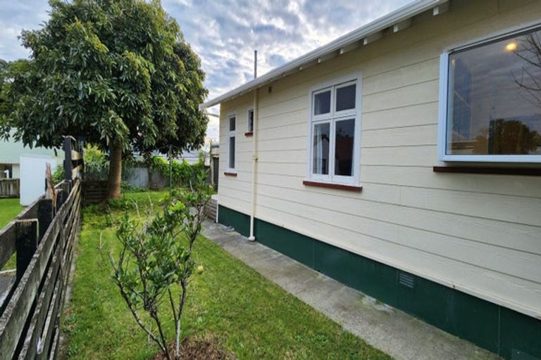 Photo of property in 36 Beach Street, Fitzroy, New Plymouth, 4312