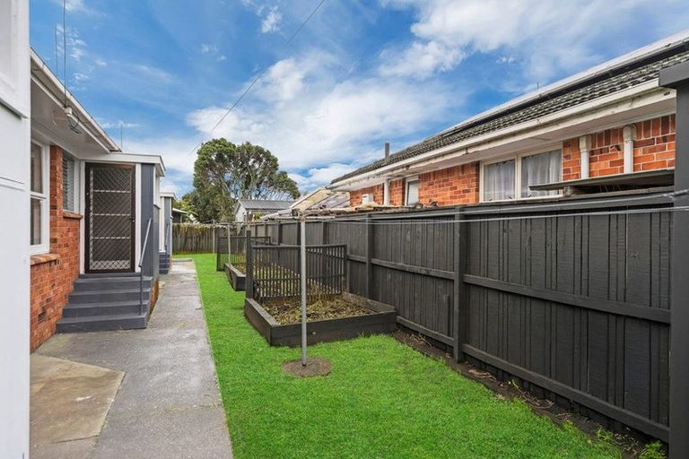 Photo of property in 1/19 Motatau Road, Papatoetoe, Auckland, 2025