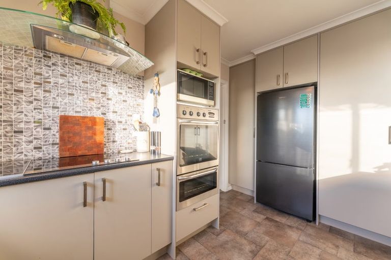 Photo of property in 8 Allan Street, Waimate, 7924